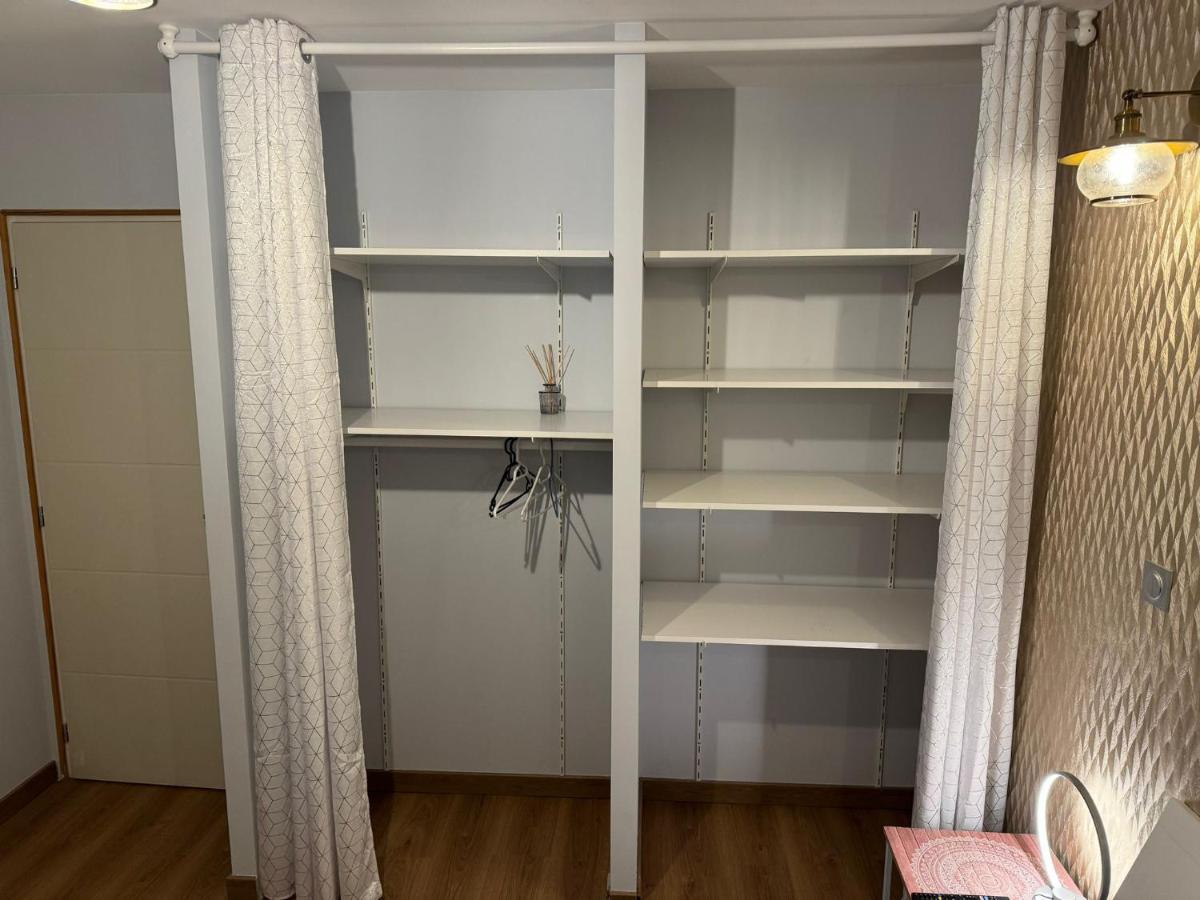 Chambre Privee/Climatisee+Tv /Petit Dejeuner Inclu/Tout Confort Nevers Exterior foto