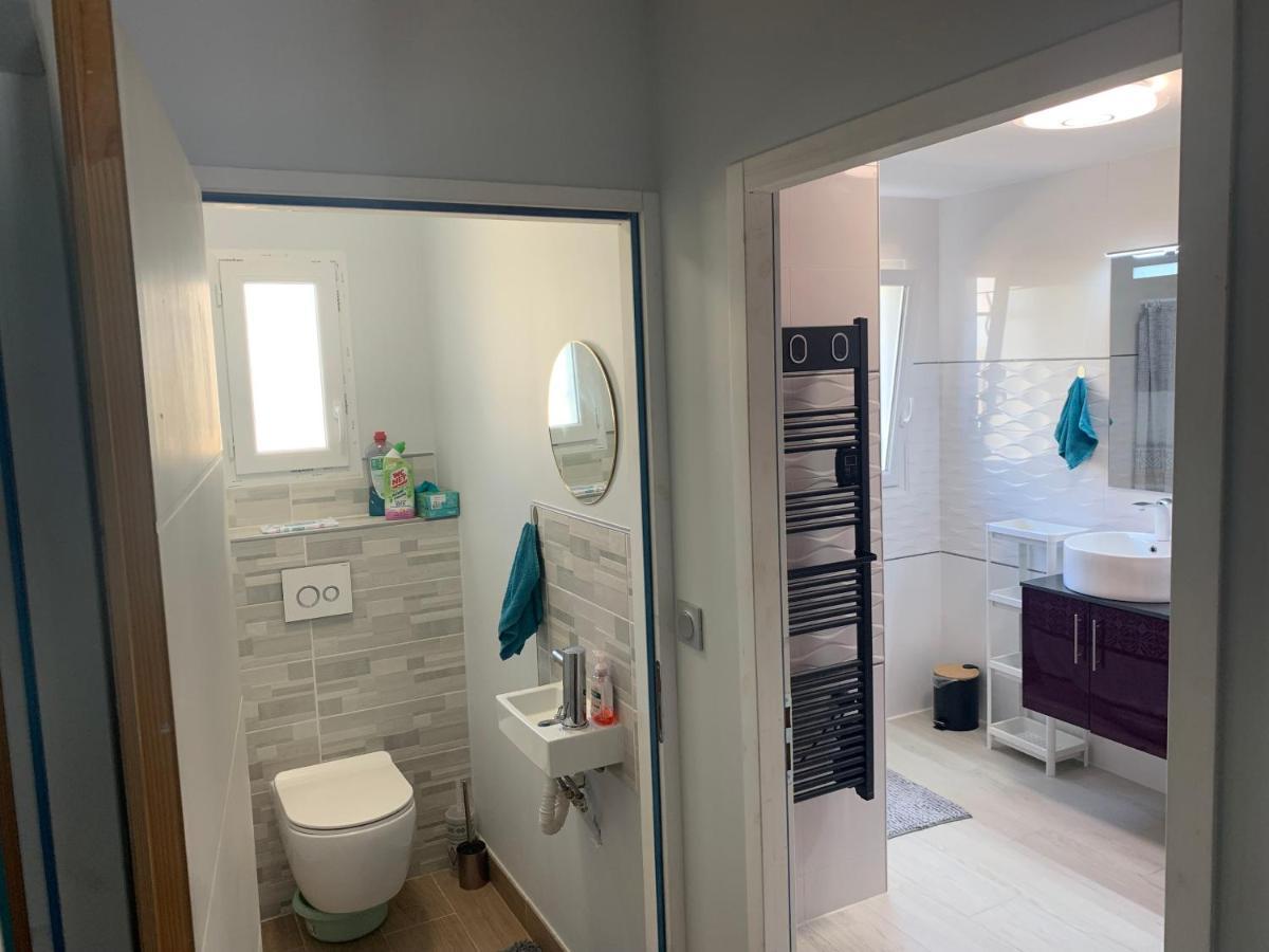 Chambre Privee/Climatisee+Tv /Petit Dejeuner Inclu/Tout Confort Nevers Exterior foto