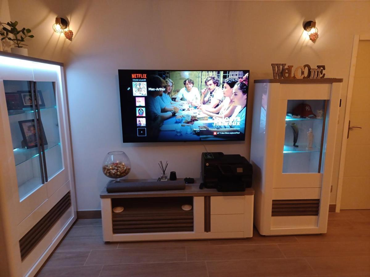 Chambre Privee/Climatisee+Tv /Petit Dejeuner Inclu/Tout Confort Nevers Exterior foto